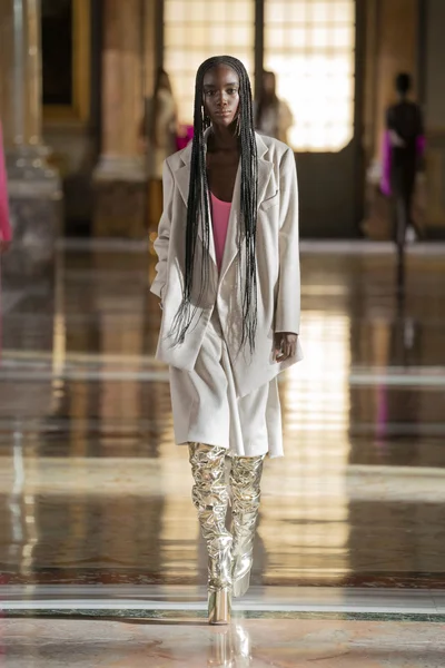 Look 6